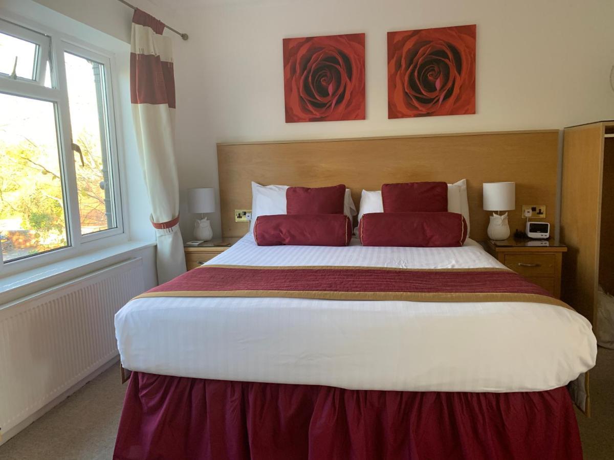 Avonpark House Bed & Breakfast สแตรทฟอร์ด อะพอน เอวอน ภายนอก รูปภาพ