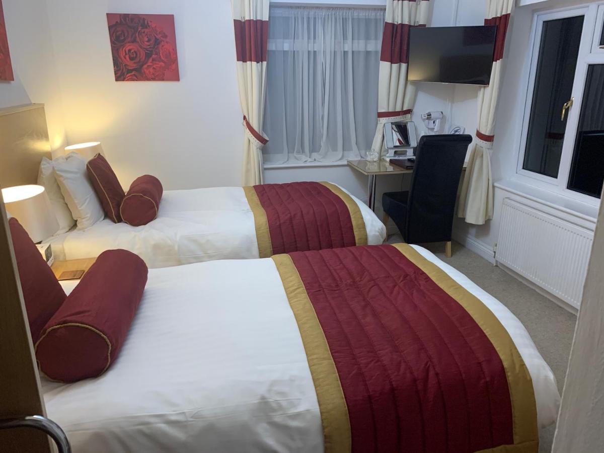 Avonpark House Bed & Breakfast สแตรทฟอร์ด อะพอน เอวอน ภายนอก รูปภาพ
